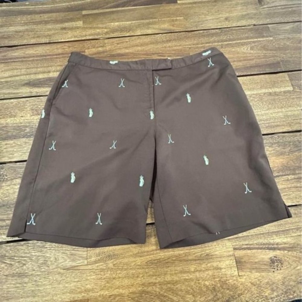 Womans CORAL BAY GOLF SHORTS. Size 18. Pockets! Poly/spandex blend. Stunning!
